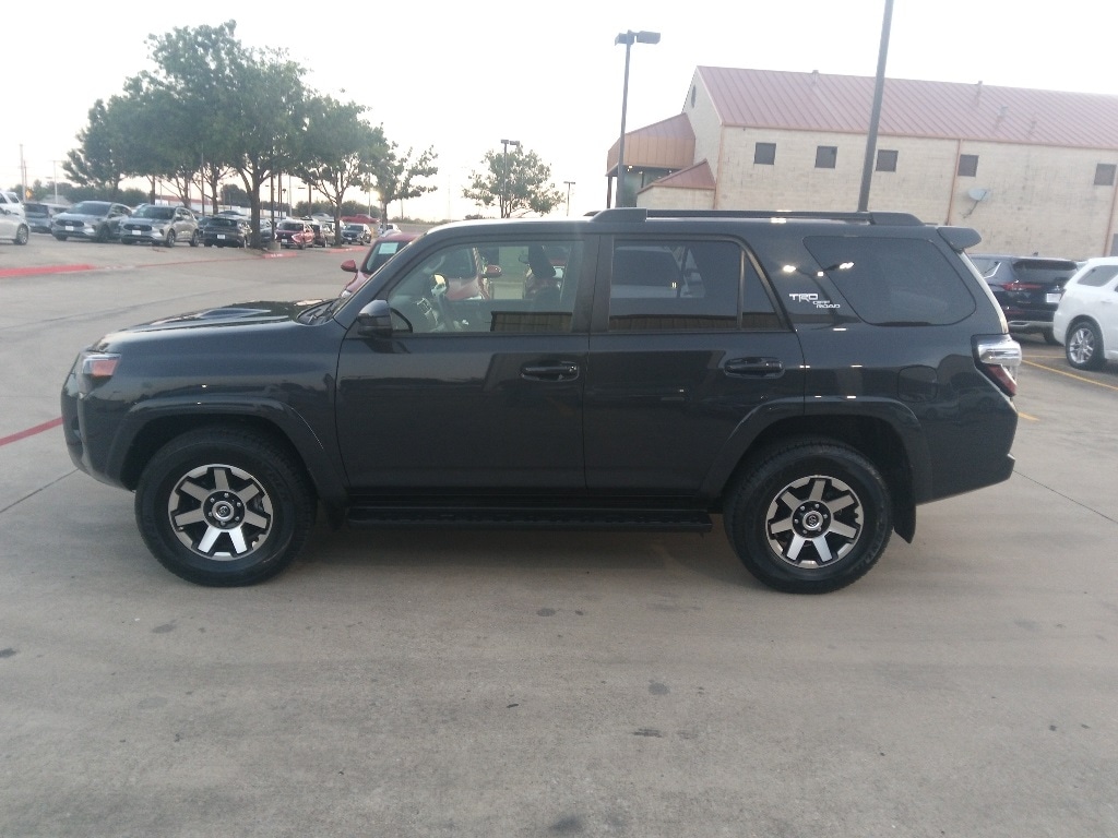 Thumbnail: 2024 Toyota 4Runner - 7