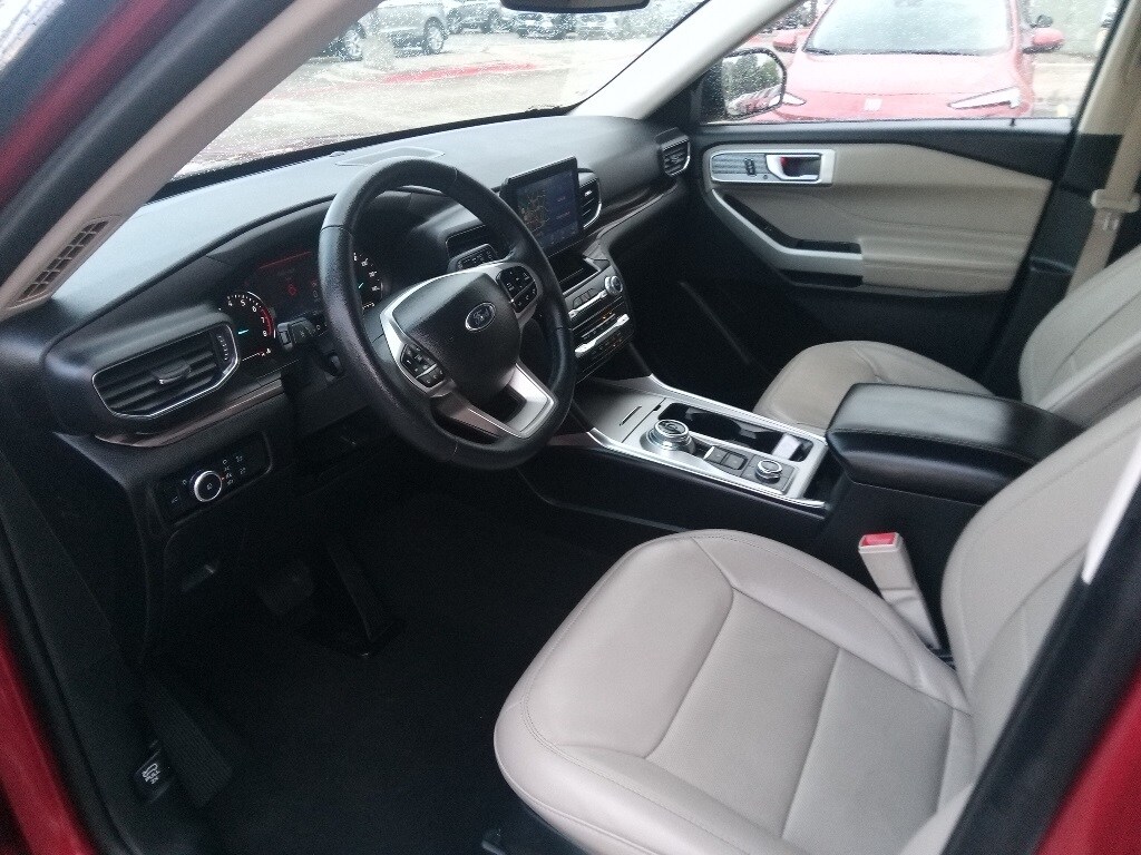 Thumbnail: 2023 Ford Explorer - 9