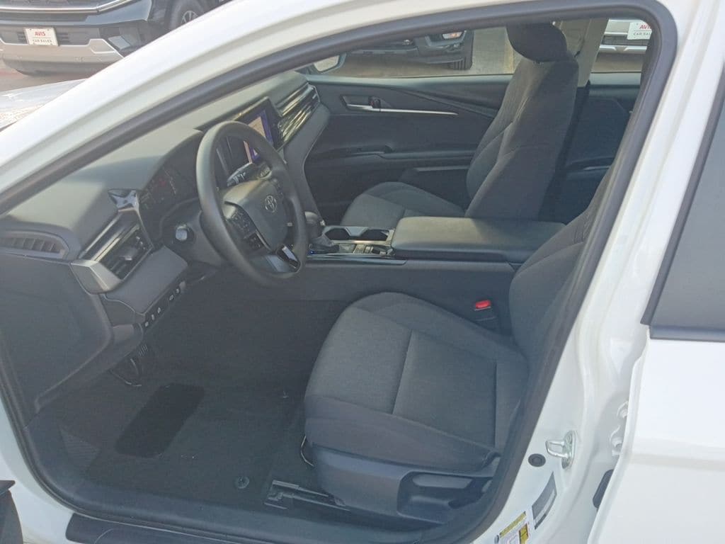 Thumbnail: 2025 Toyota Camry - 4