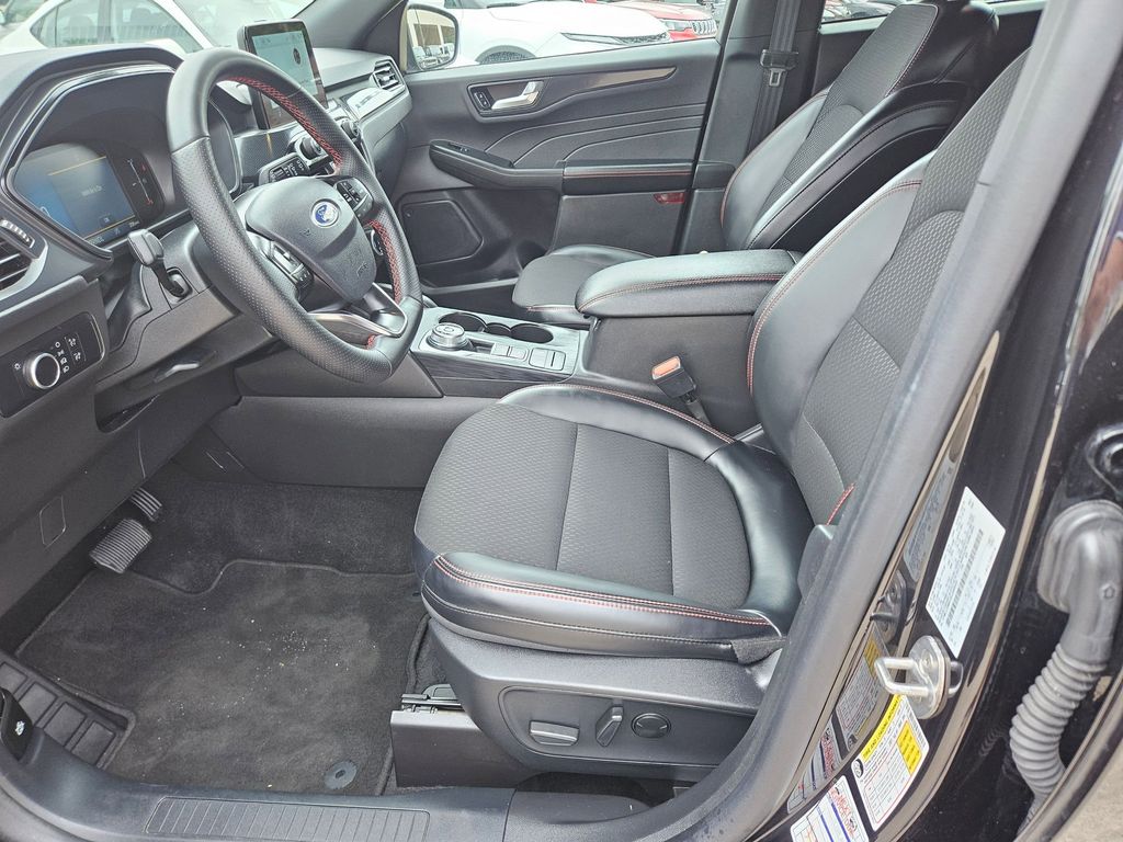 Thumbnail: 2025 Ford Escape - 11