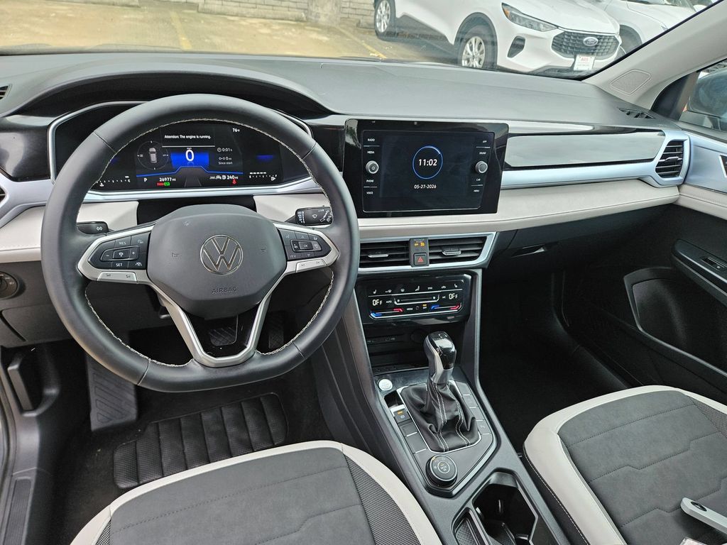 Thumbnail: 2025 Volkswagen Taos - 16