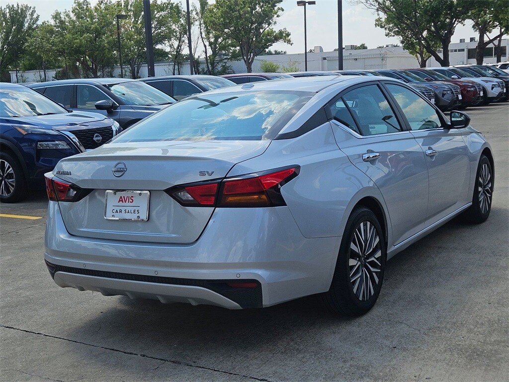 Thumbnail: 2024 Nissan Altima - 5