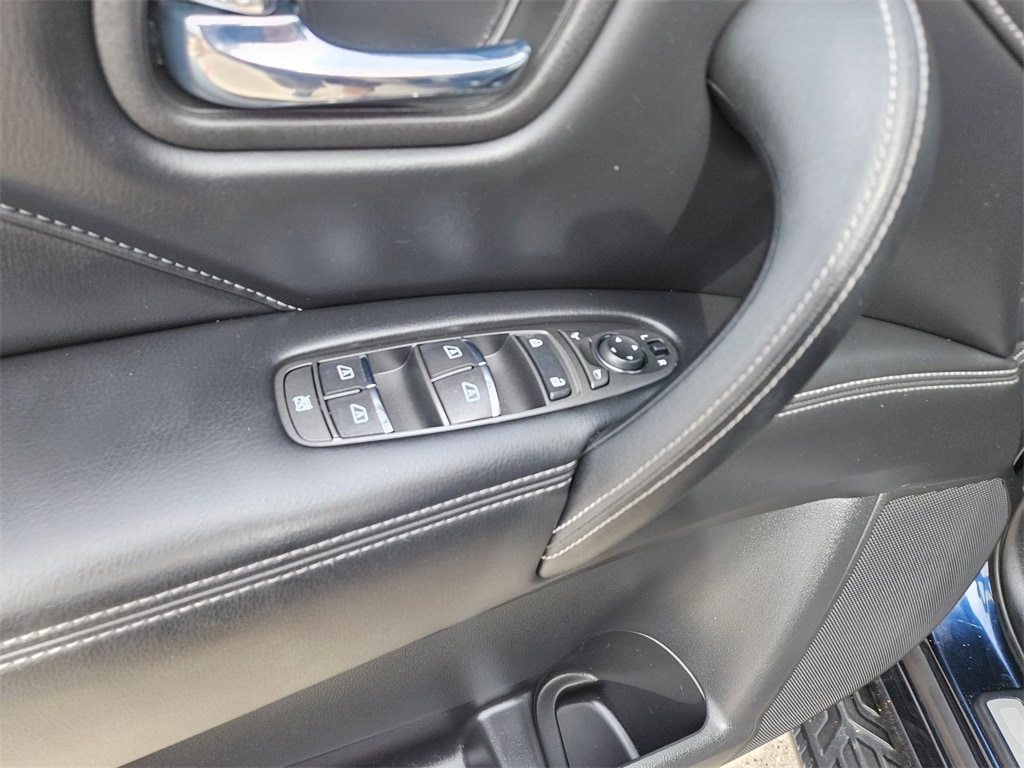 Thumbnail: 2024 INFINITI QX80 - 15