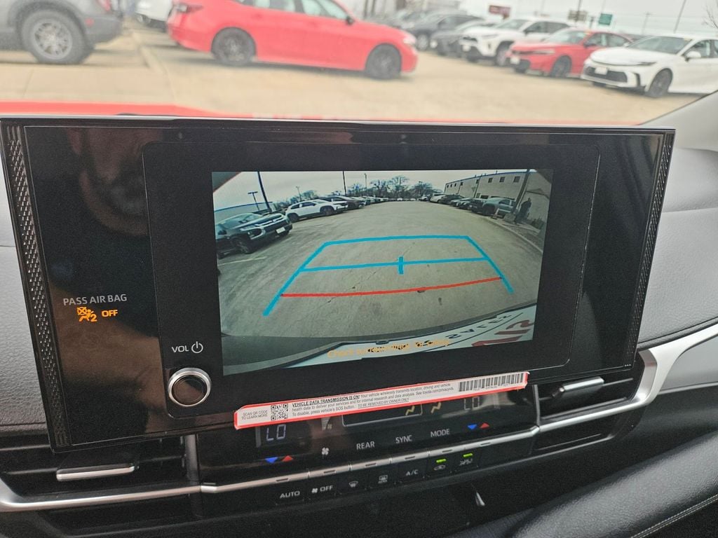 Thumbnail: 2025 Toyota Sienna - 22