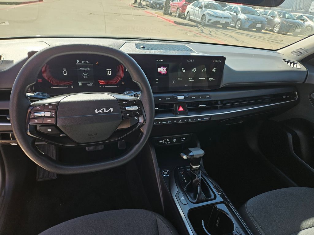 Thumbnail: 2025 Kia K4 - 16