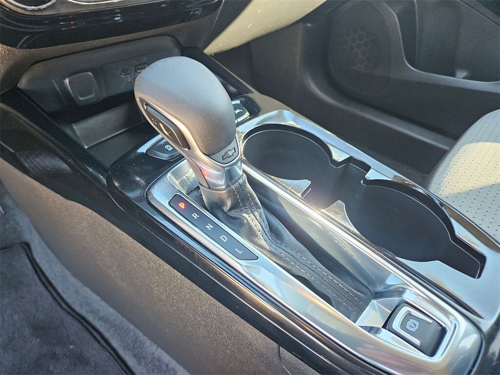 Thumbnail: 2025 Chevrolet Trax - 25