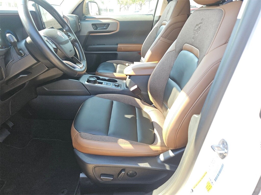 Thumbnail: 2025 Ford Bronco Sport - 14