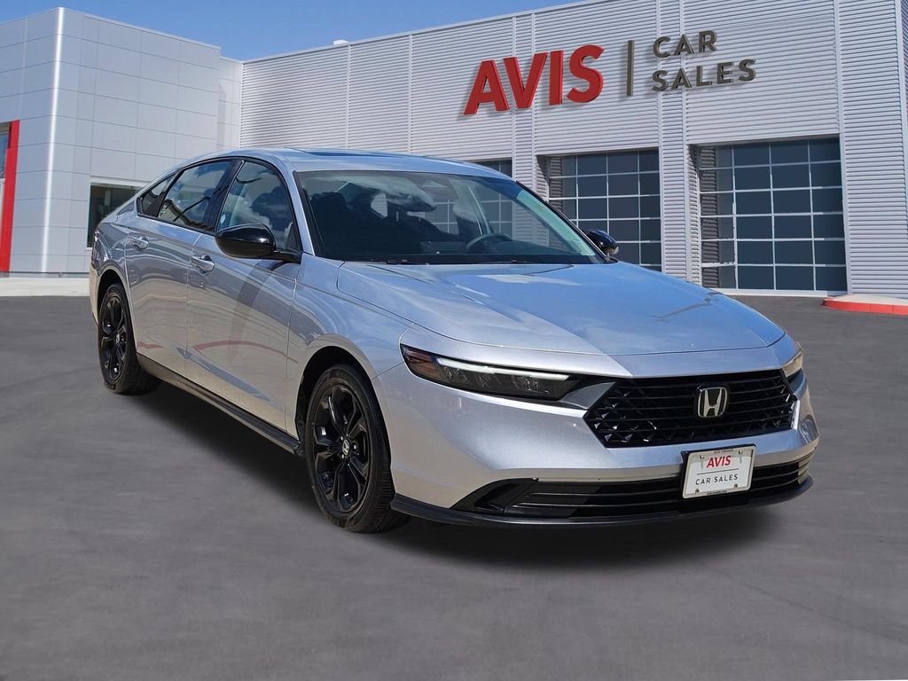 Thumbnail: 2025 Honda Accord - 9