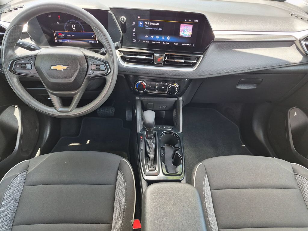 Thumbnail: 2025 Chevrolet TrailBlazer - 22