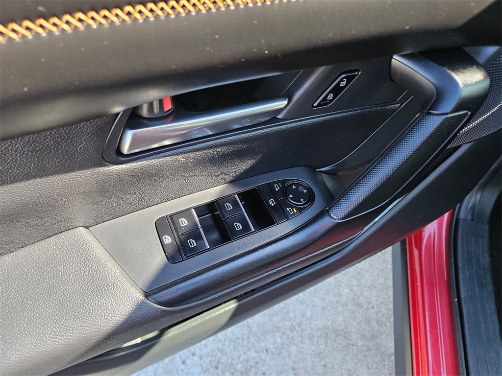 Thumbnail: 2025 Mazda CX-50 - 15