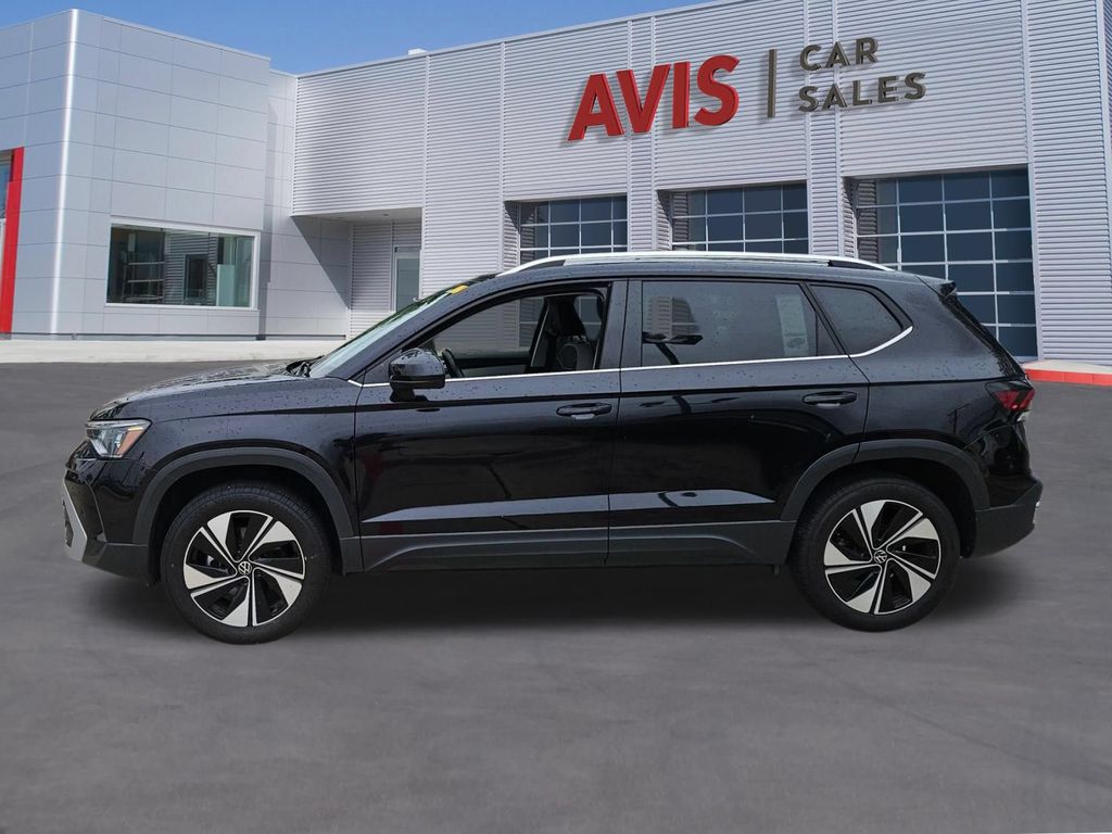 Thumbnail: 2025 Volkswagen Taos - 2