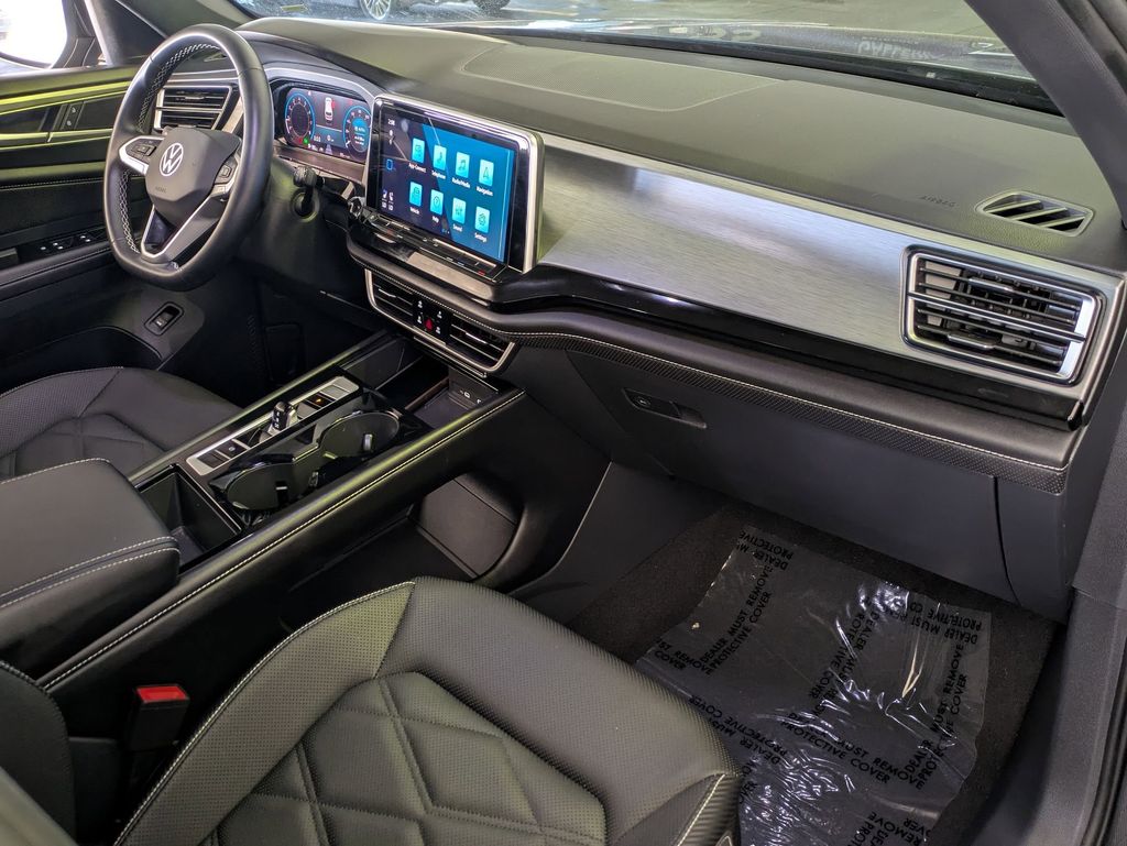 Thumbnail: 2025 Volkswagen Atlas - 28