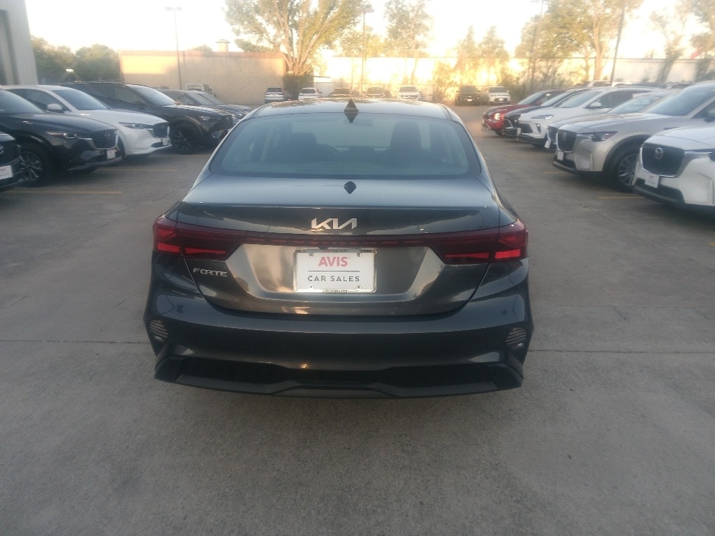 Thumbnail: 2024 Kia Forte - 10