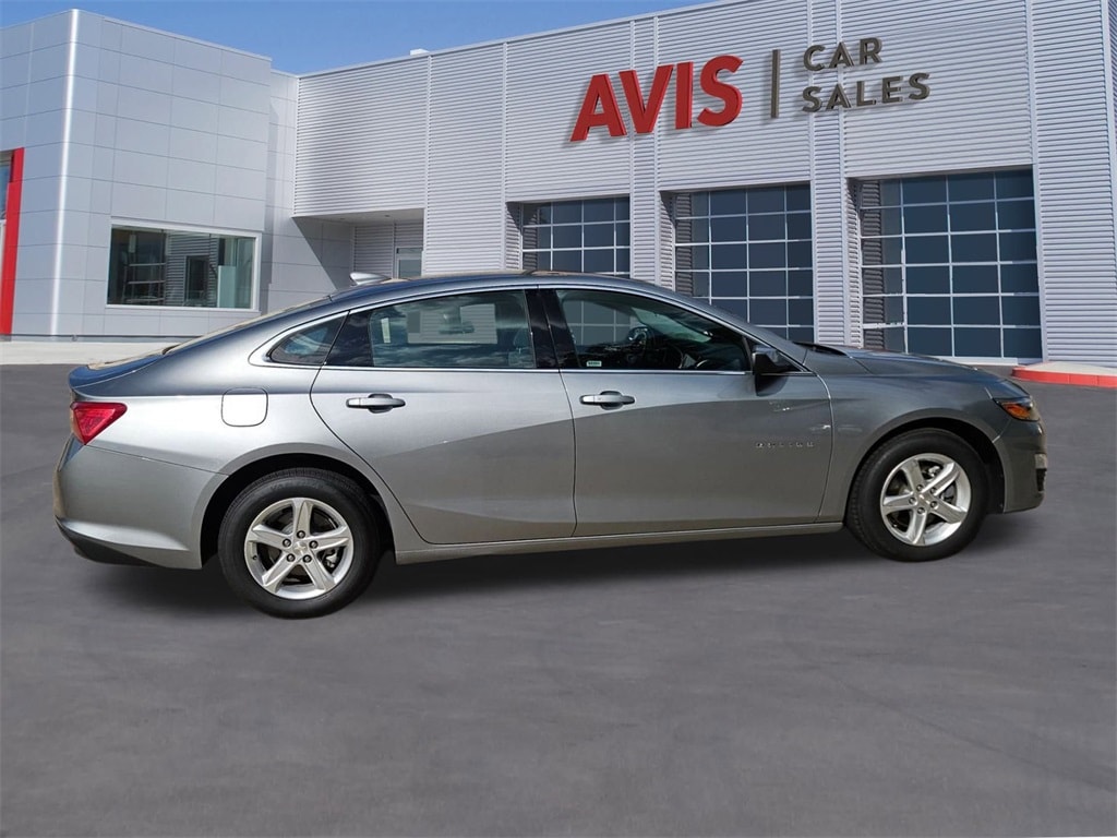 Thumbnail: 2024 Chevrolet Malibu - 7