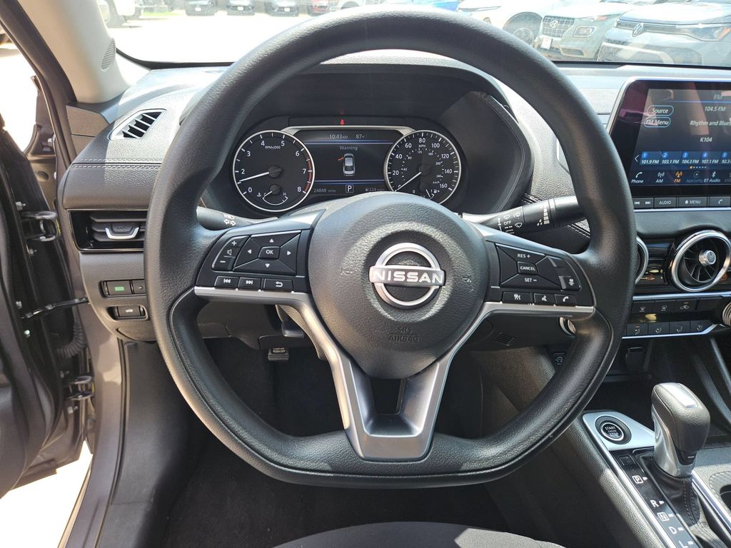 Thumbnail: 2025 Nissan Sentra - 17
