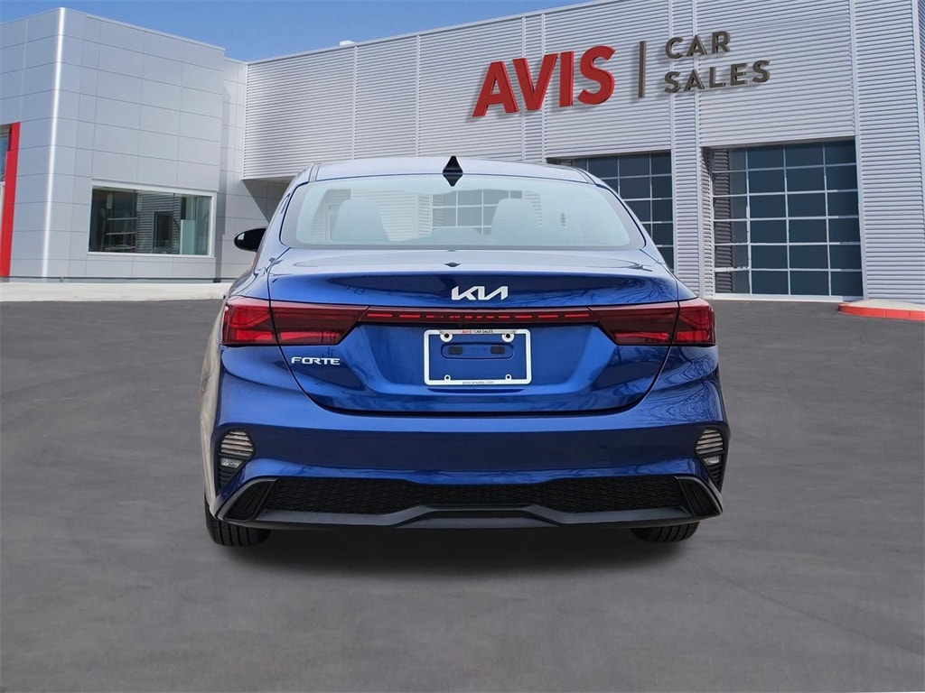 Thumbnail: 2024 Kia Forte - 5