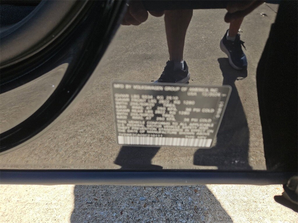 Thumbnail: 2025 Volkswagen Atlas - 30