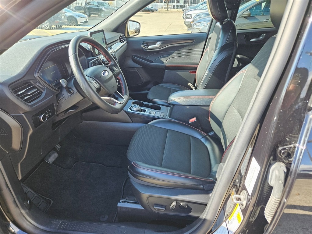 Thumbnail: 2025 Ford Escape - 11