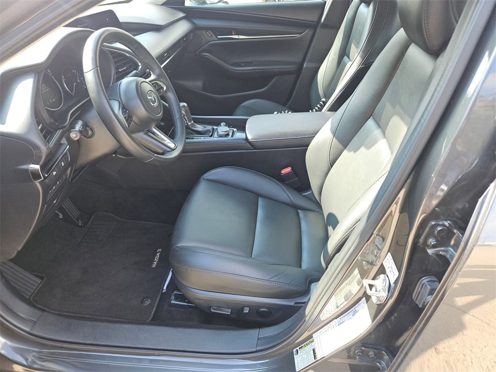 Thumbnail: 2025 Mazda Mazda3 - 11