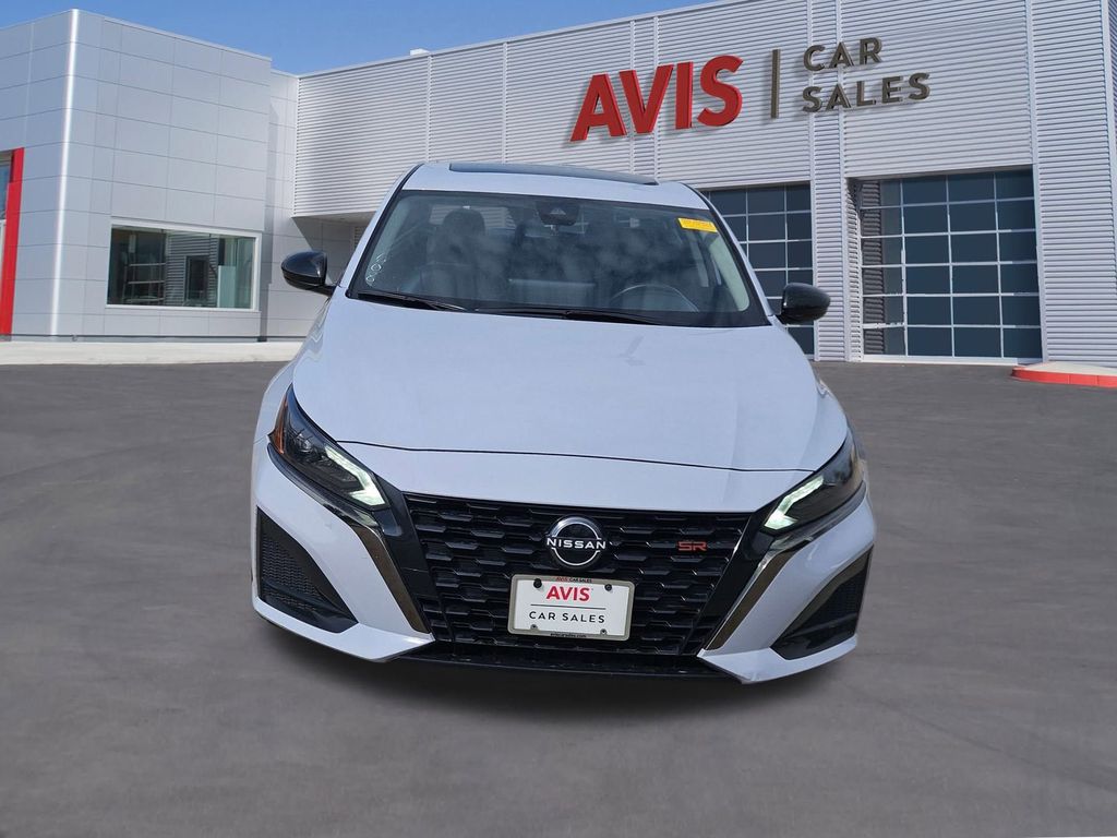 Thumbnail: 2025 Nissan Altima - 10