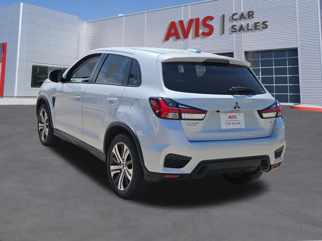 Thumbnail: 2025 Mitsubishi Outlander Sport - 3