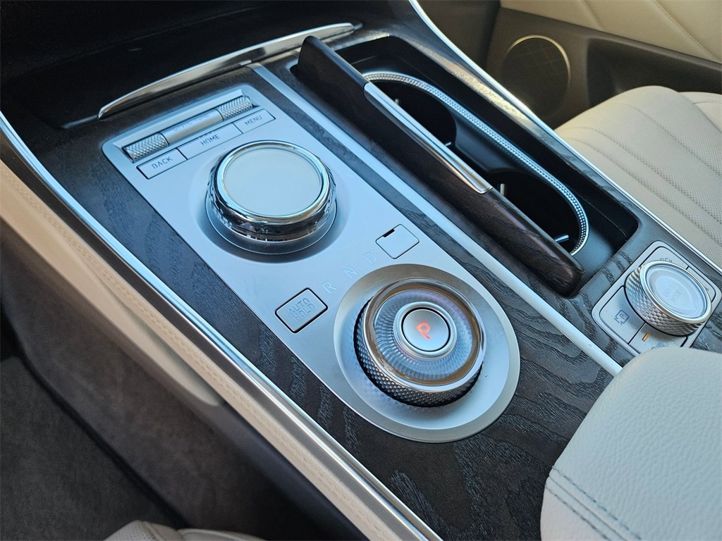 Thumbnail: 2024 Genesis GV80 - 25