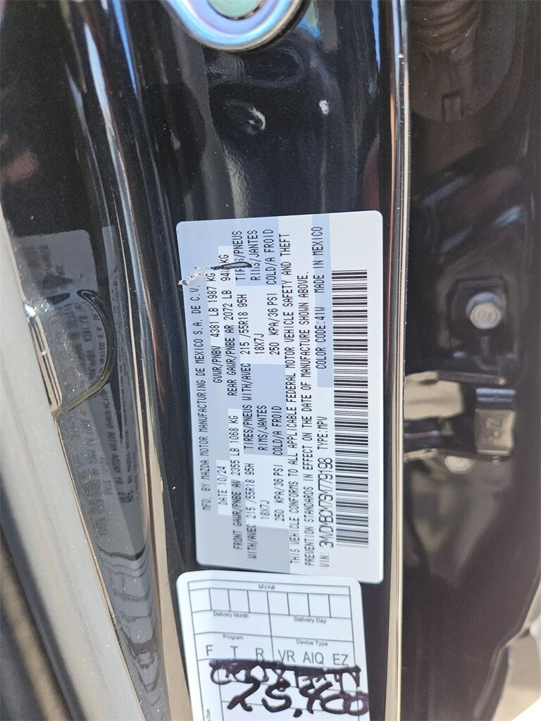 Thumbnail: 2025 Mazda CX-30 - 31