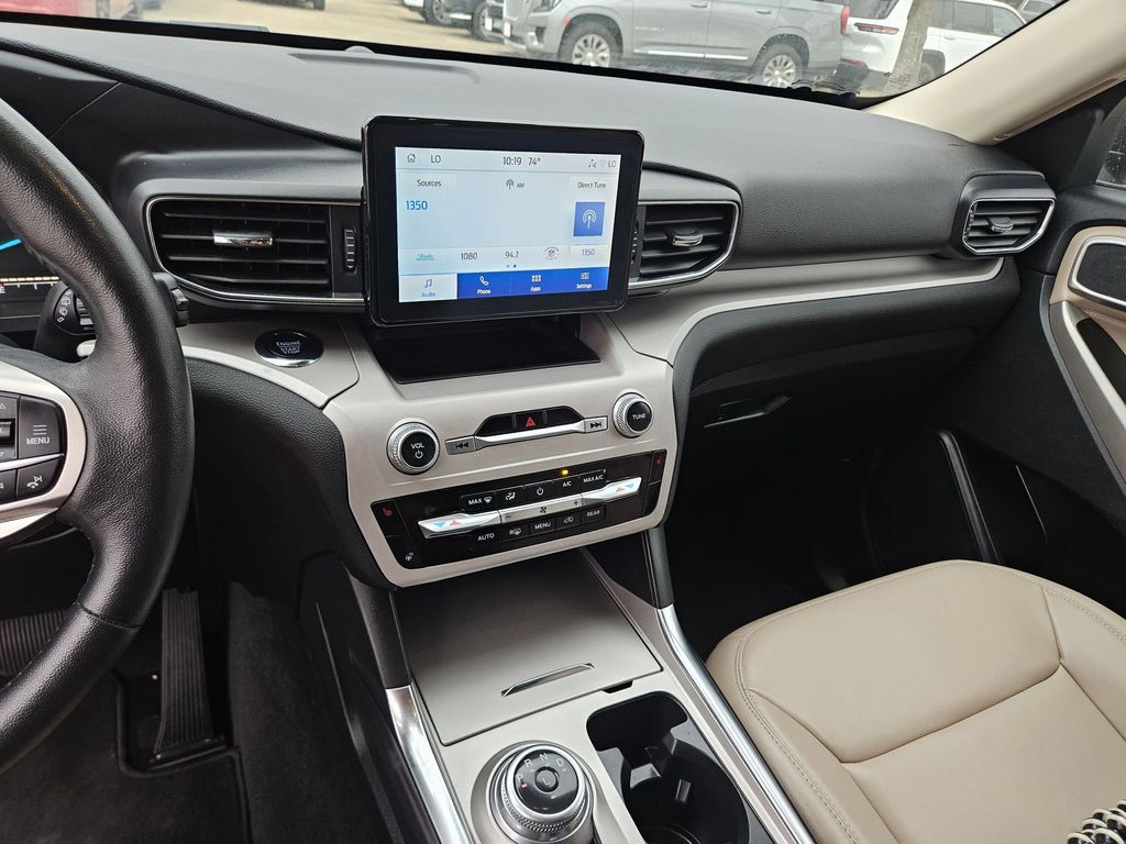 Thumbnail: 2024 Ford Explorer - 20