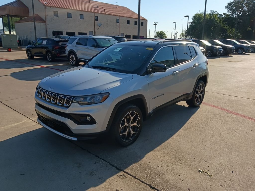 2025 Jeep Compass Limited 4X4's photo