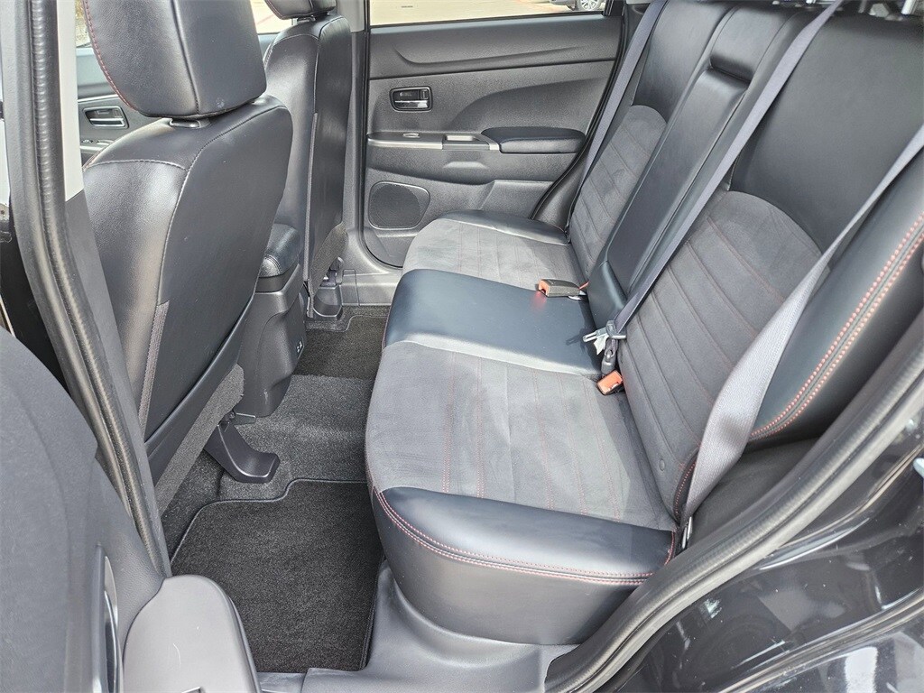 Thumbnail: 2025 Mitsubishi Outlander Sport - 26