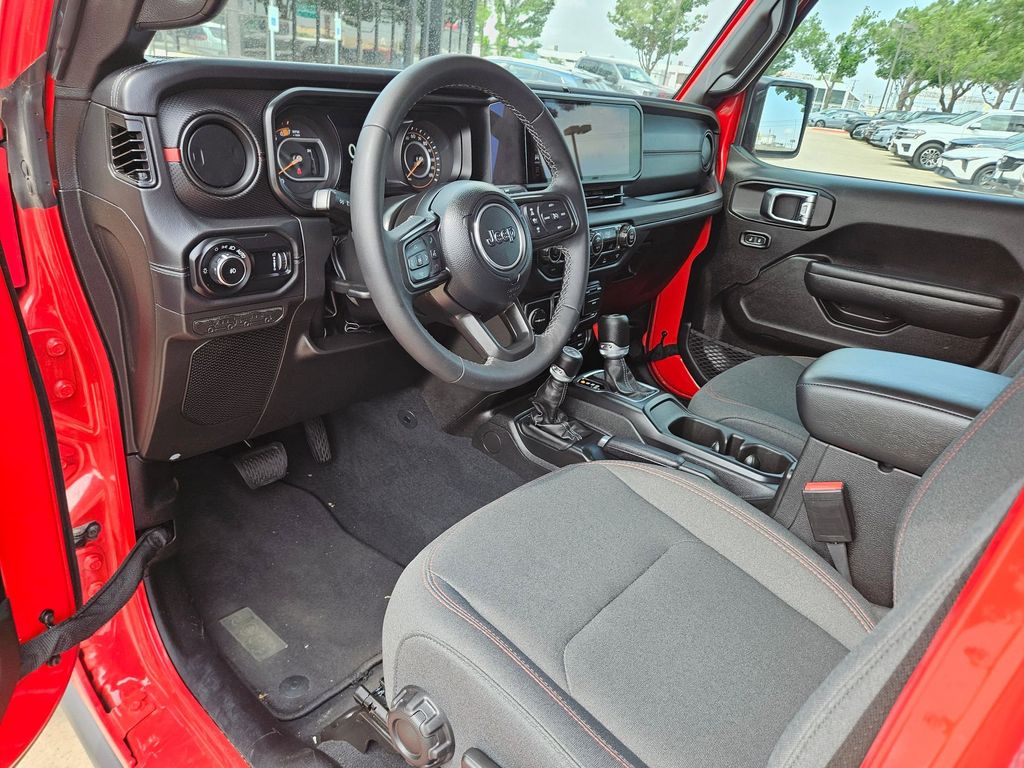 Thumbnail: 2025 Jeep Wrangler - 13