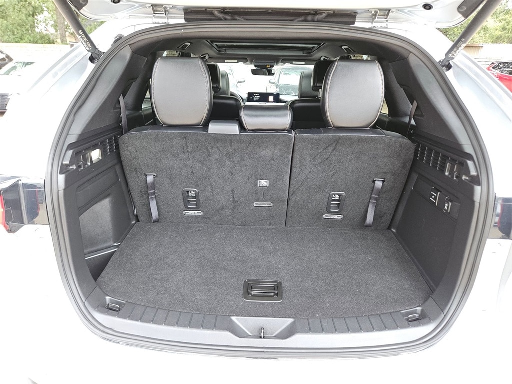 Thumbnail: 2025 Mazda CX-90 - 23