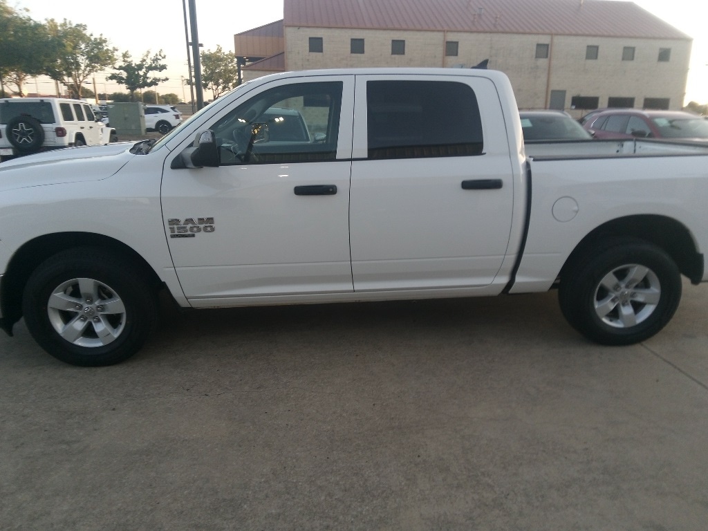 Thumbnail: 2023 RAM 1500 Classic - 3