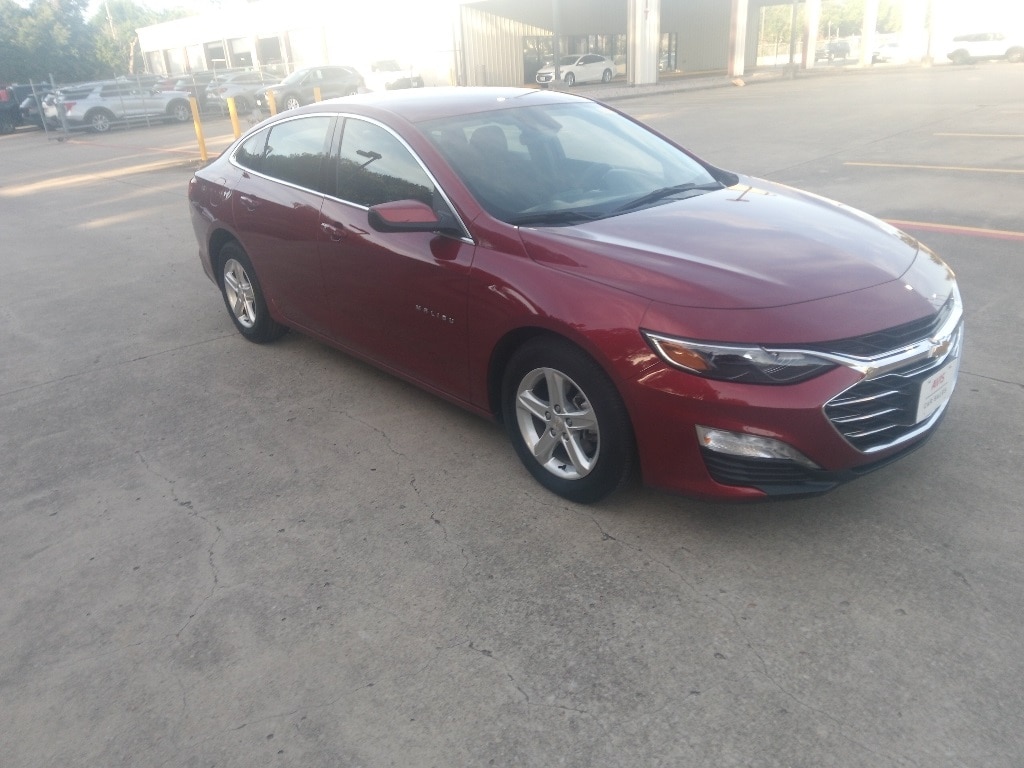 Thumbnail: 2024 Chevrolet Malibu - 8