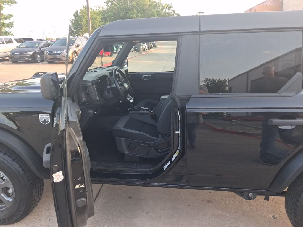 Thumbnail: 2025 Ford Bronco - 4