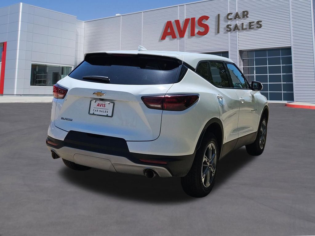 Thumbnail: 2025 Chevrolet Blazer - 6