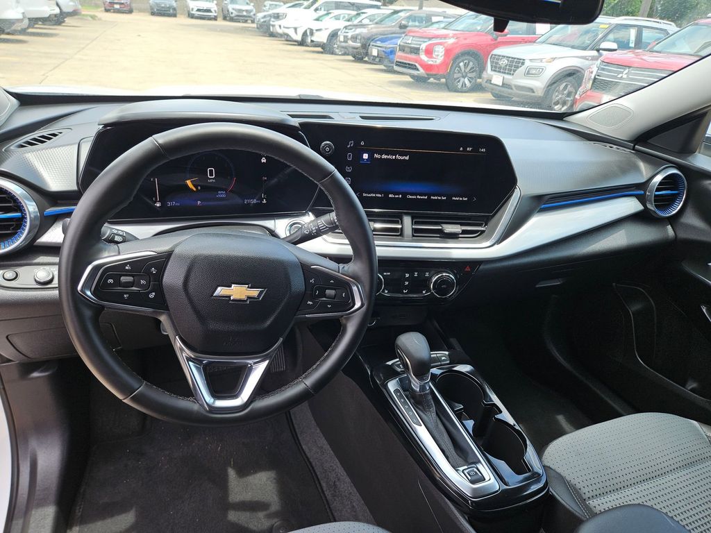 Thumbnail: 2025 Chevrolet Trax - 16