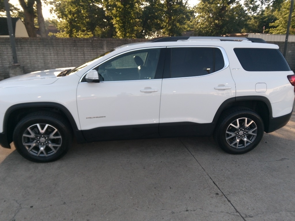 Thumbnail: 2023 GMC Acadia - 3