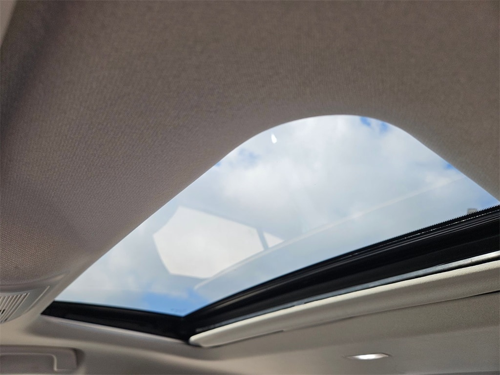 Thumbnail: 2025 Mazda Mazda3 - 23