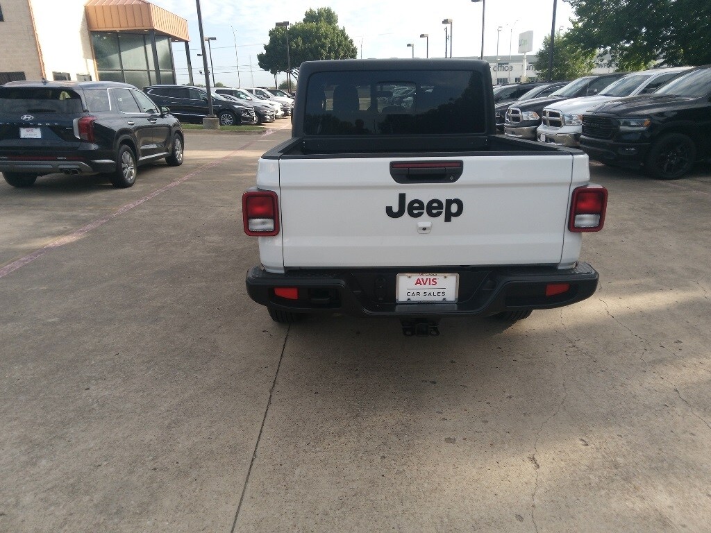 Thumbnail: 2023 Jeep Gladiator - 5