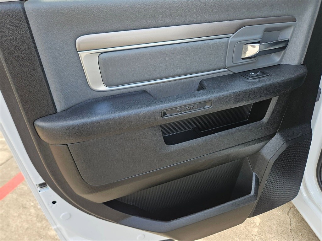 Thumbnail: 2023 RAM 1500 Classic - 24