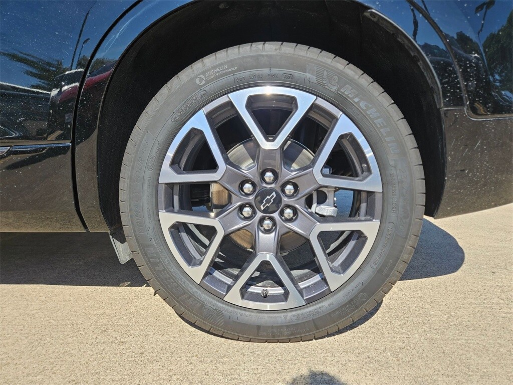 Thumbnail: 2025 Chevrolet Blazer - 28