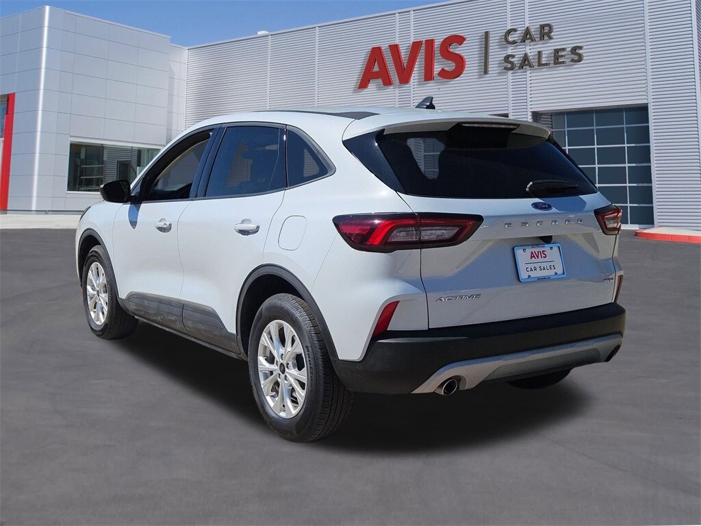 Thumbnail: 2025 Ford Escape - 3