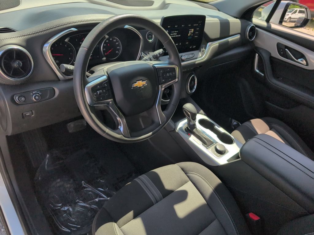 2025 Chevrolet Blazer 2LT - Photo 15