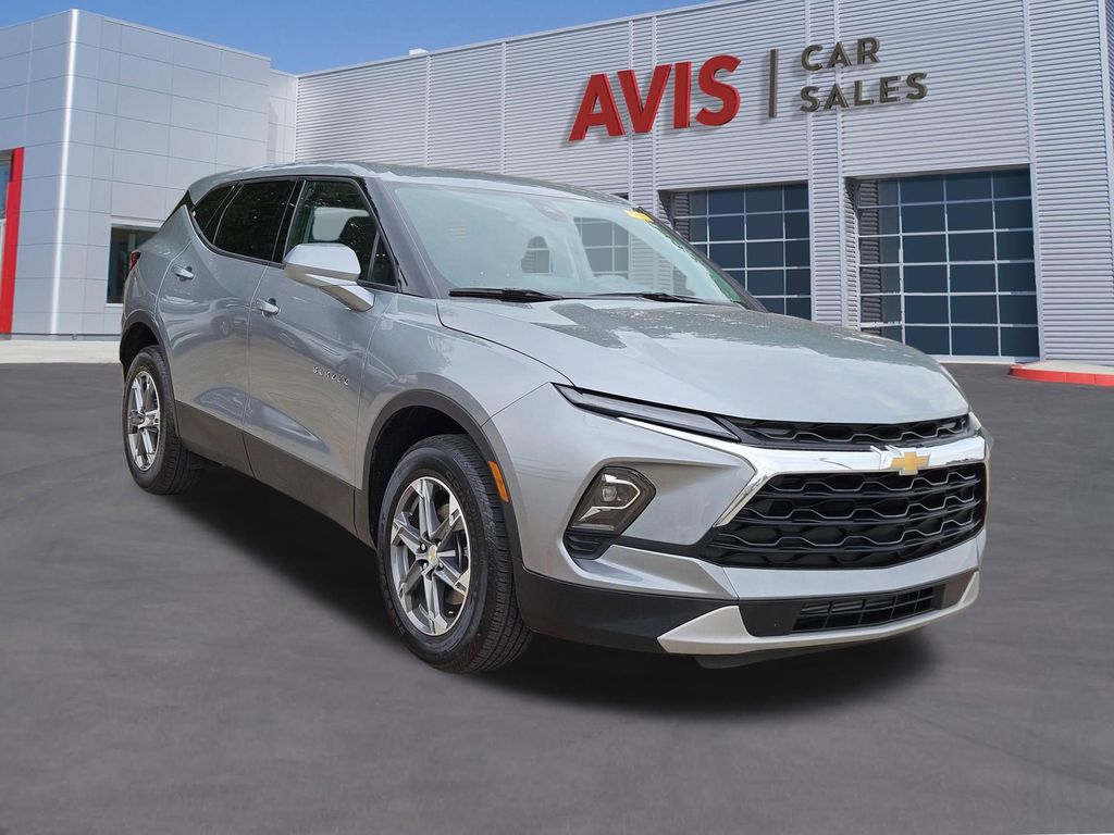 Thumbnail: 2025 Chevrolet Blazer - 9