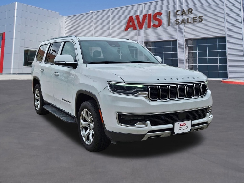 Thumbnail: 2022 Jeep Wagoneer - 3