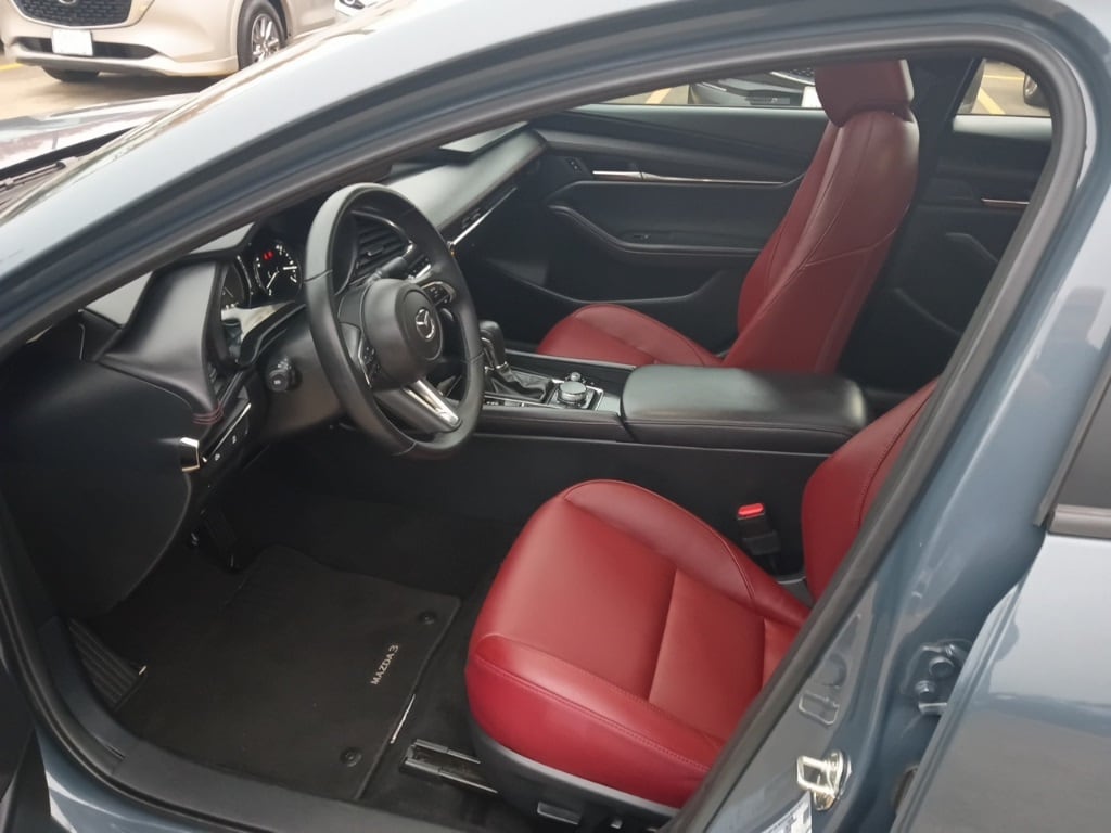 Thumbnail: 2025 Mazda Mazda3 - 3