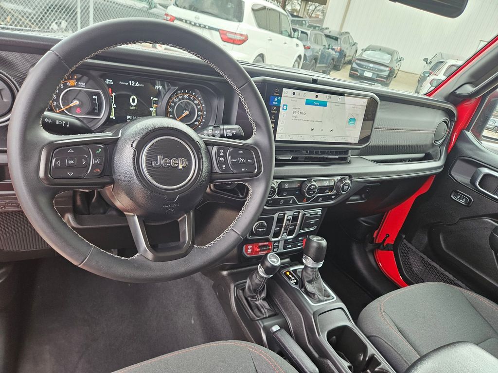 Thumbnail: 2025 Jeep Wrangler - 16