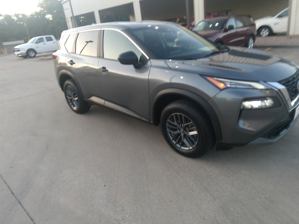Thumbnail: 2023 Nissan Rogue - 8