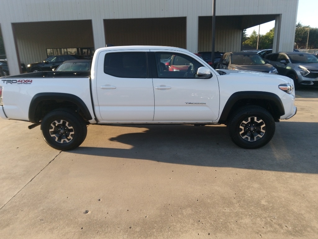 Thumbnail: 2023 Toyota Tacoma - 7